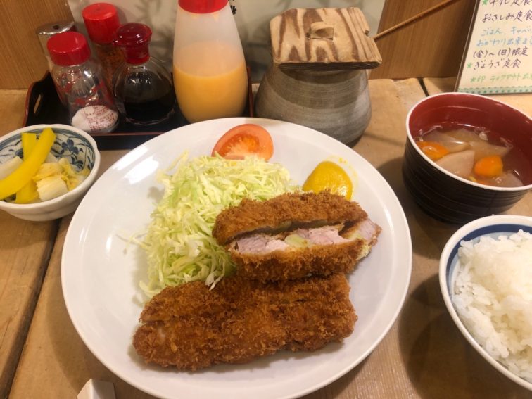 ふく屋の串カツ定食